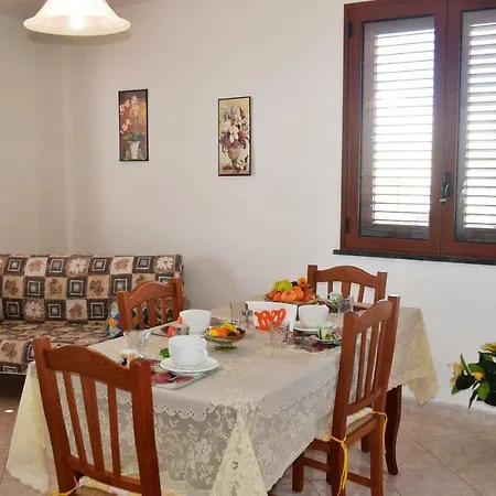 Via Leon Gambetta * Santa Maria di Leuca